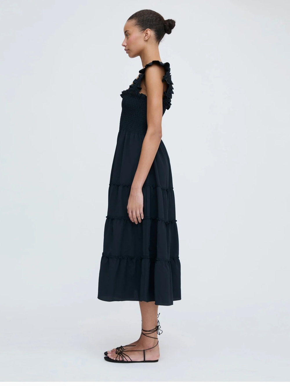 NWT Hill House
The Ellie Nap Dress - Black Crepe - Picture 2 of 10